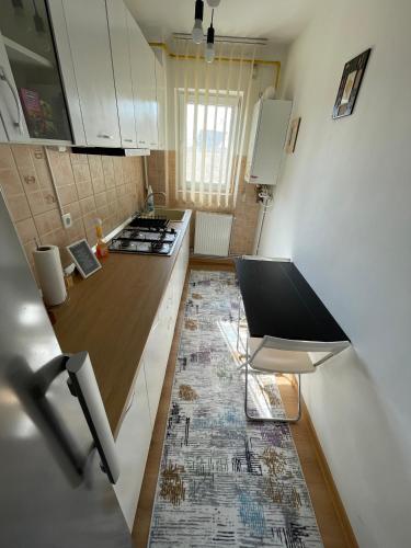 ห้องครัว, Apartament Cina in ฮูซี่