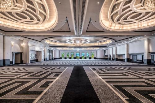 Loews Miami Beach Hotel