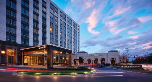 Loews Chicago O'Hare Hotel in Rosemont, USA
