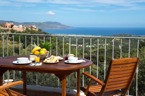 Villa Cretan View with Heated Swimming Pool