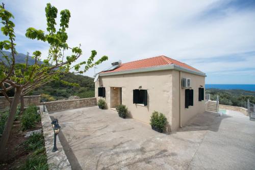 Villa Cretan View with Heated Swimming Pool