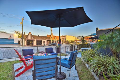 Retro-Style Studio in Historic Downtown Home! - image 7