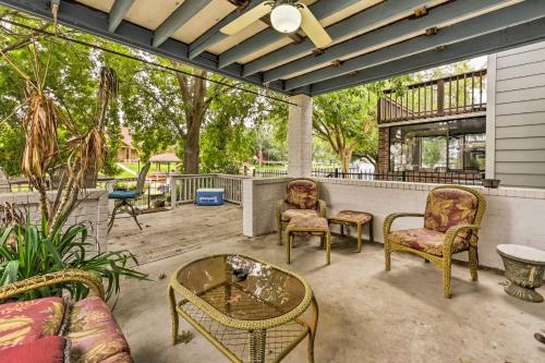 Quiet Lake Conroe Townhome with 2 Boat Slips! - image 3