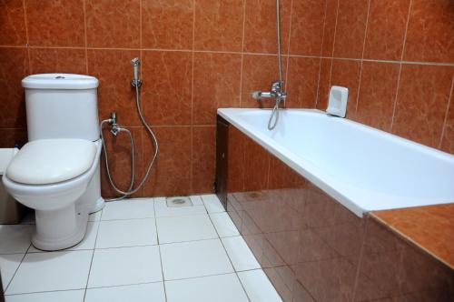 坎帕拉绿宝石图片