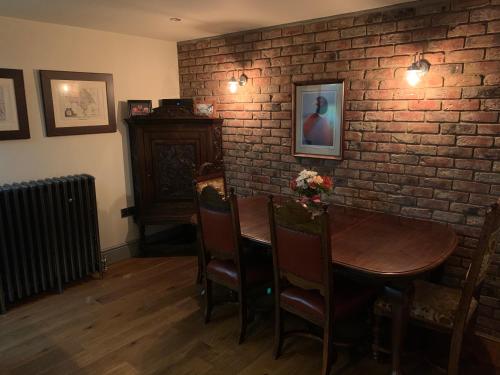 Luxury Boutique Country Cottage with Hot Tub in ชานเมืองยอร์ก