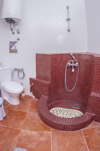 Villa Dobra Voda - image 3