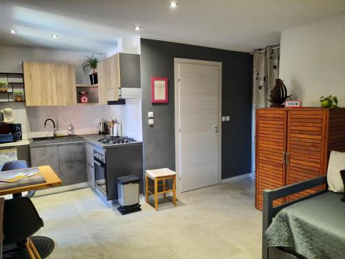 virtuve, Studio Bouquet in Brouzet-les-Ales