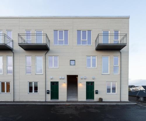 נוף חוץ, New Aparthotel / Panoramic sea view in Hoyvík
