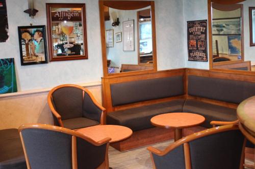 Hôtel Saint-Marc - main image