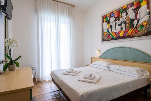 Budget Double or Twin Room image 6
