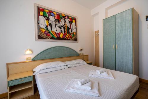 Budget Double or Twin Room image 7