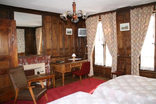 Hôtel Le Portalou - image 11