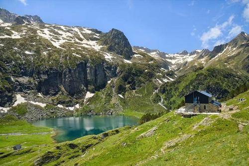 Chalet bois Woody proche Luchon,Peyragudes,le mourtis