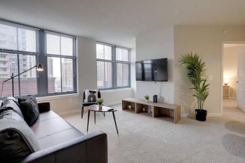 Beautiful 2 BR Apartment At Pentagon City With Gym in Arlington, USA