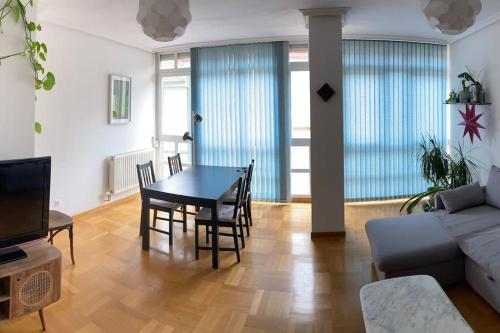 La Catedral Home 1