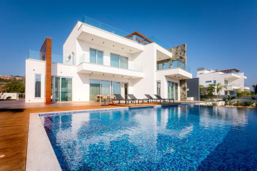 Villa room in Sea Pearl Beachfront Villas - Anemone