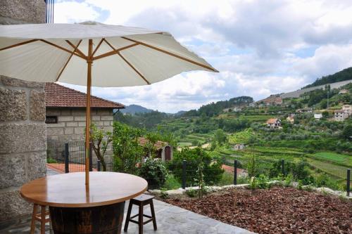 Facilities, New Honey House, Serra do Marao Ansiaes-Amarante in Ansiães