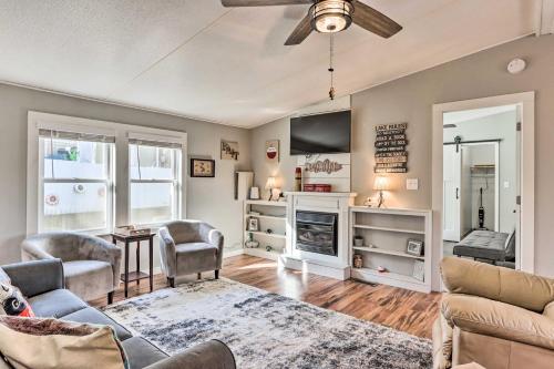 < 2 Mi to Lake Access: Pet-Friendly Flemington Gem in Galmey (MO)