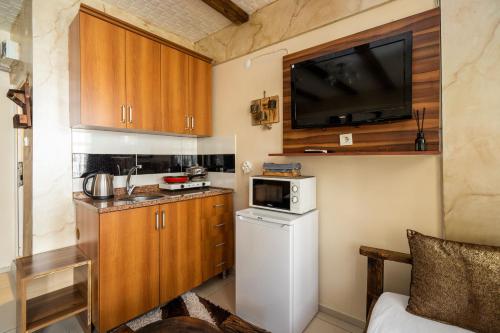 Pi Home & Apartments – Istanbul, FL