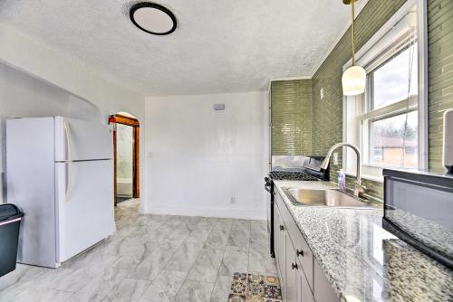Vacation Rental about 2 Mi to Highmark Stadium! in Buffalo, USA