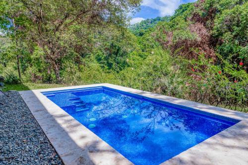 Guapil #10 Guapil #10