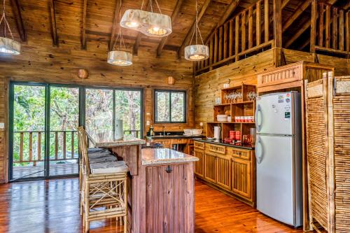 Guapil #10 Guapil #10