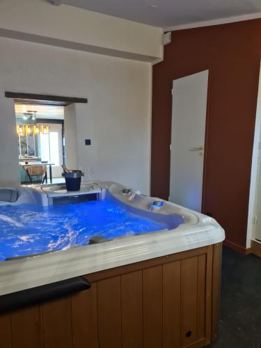 Maison Eliste - Love gîte chic avec jacuzzi intérieur