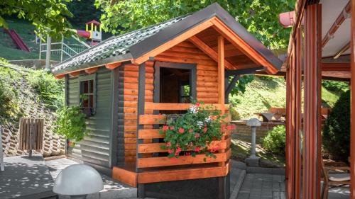 Hotel & Restaurant Se-Mi in Veļiko Trgovišče