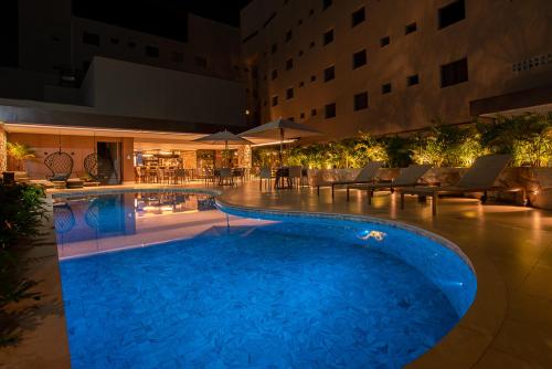 434030411 Amazon Aeroporto Hotel