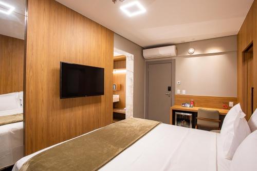 434030518 Amazon Aeroporto Hotel