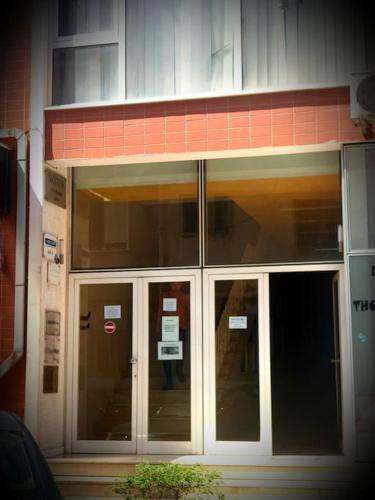 140m2 Top FloorCentral Loft 24hr Self Check-in, Tirana (photo 2)