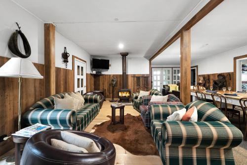 Fentons Run High Range in High Range