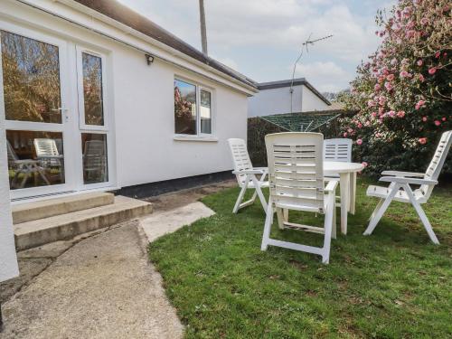 Buitenkant, 5 Carlyon Road in Kea