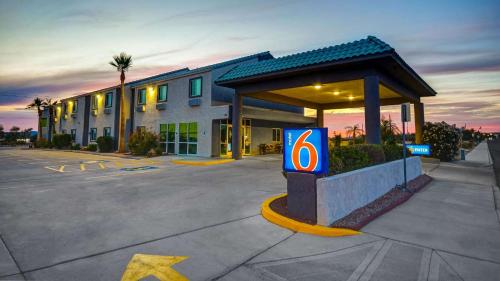 Motel 6-Lake Havasu, AZ - Lakeside