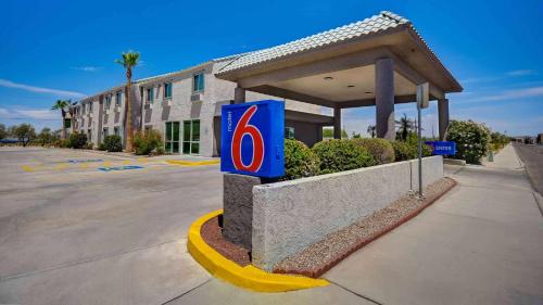 Motel 6-Lake Havasu, AZ - Lakeside