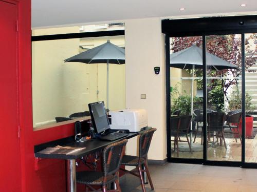 New Hotel Saint Lazare - image 4