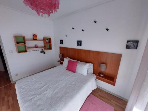  Downtown Sunny Apartment in Porto