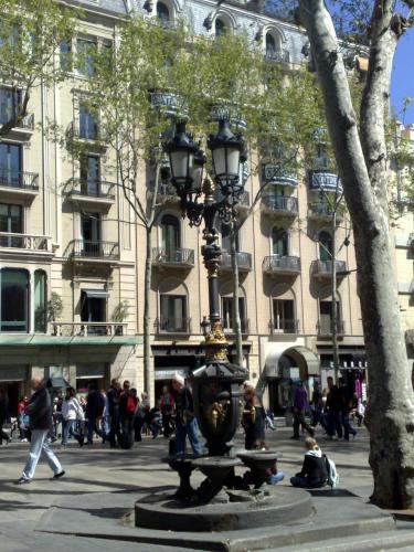 Hostal Capitol Ramblas, Барселона
