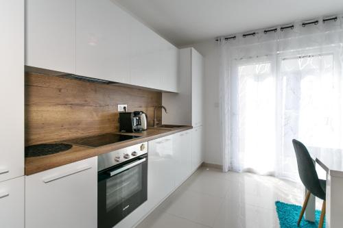 Konyha, Apartments with parking space Vantacici, Krk - 20707 in Vantačići