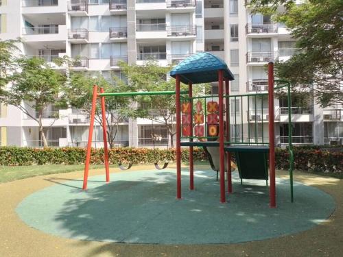 Dječje igralište, Acogedor Apartamento en Ricaurte con BBQ in Ricaurte