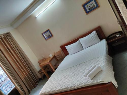 Khách Sạn NHẬT THY (Khach San NHAT THY) near China Town