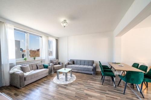 Im Herzen Hannovers 3min City 95m² 3 Zimmer Balkon Aufzug