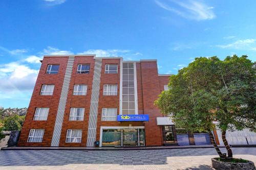 Hotel Landmark Aura
