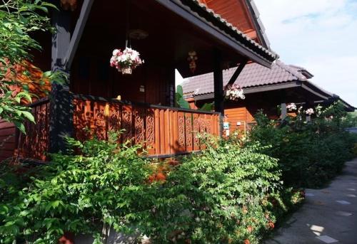 Lampang Bouteak Resort — Photo 4