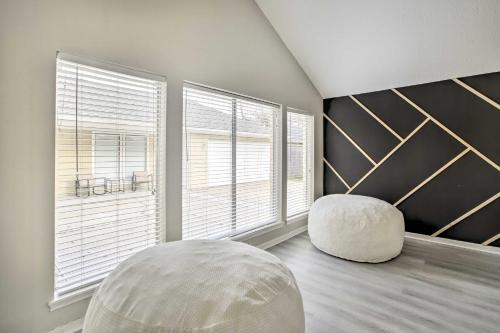 Spacious Houston Vacation Rental with Pool! in Houston, USA