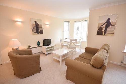 Picture of Town or Country - Osborne House Apartments