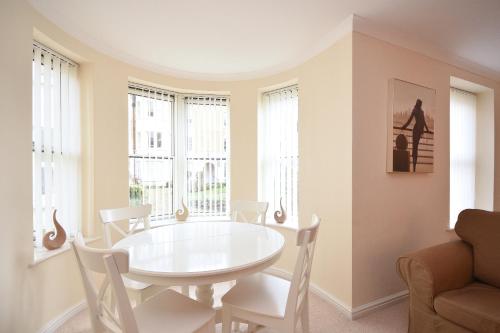 Picture of Town or Country - Osborne House Apartments