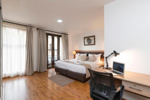 hotel photo