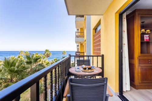  Home2Book Caletillas Beach Naiguata,Wifi & Terrace, Pension in Candelaria