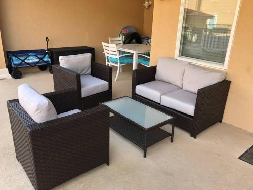 Unique 3BR, 1 of 5 Condos w/Huge Poolside Patio, Steps to Beach & Pier, Gated Unique 3BR, 1 of 5 Condos w/Huge Poolside Patio, Steps to Beach & Pier, Gated